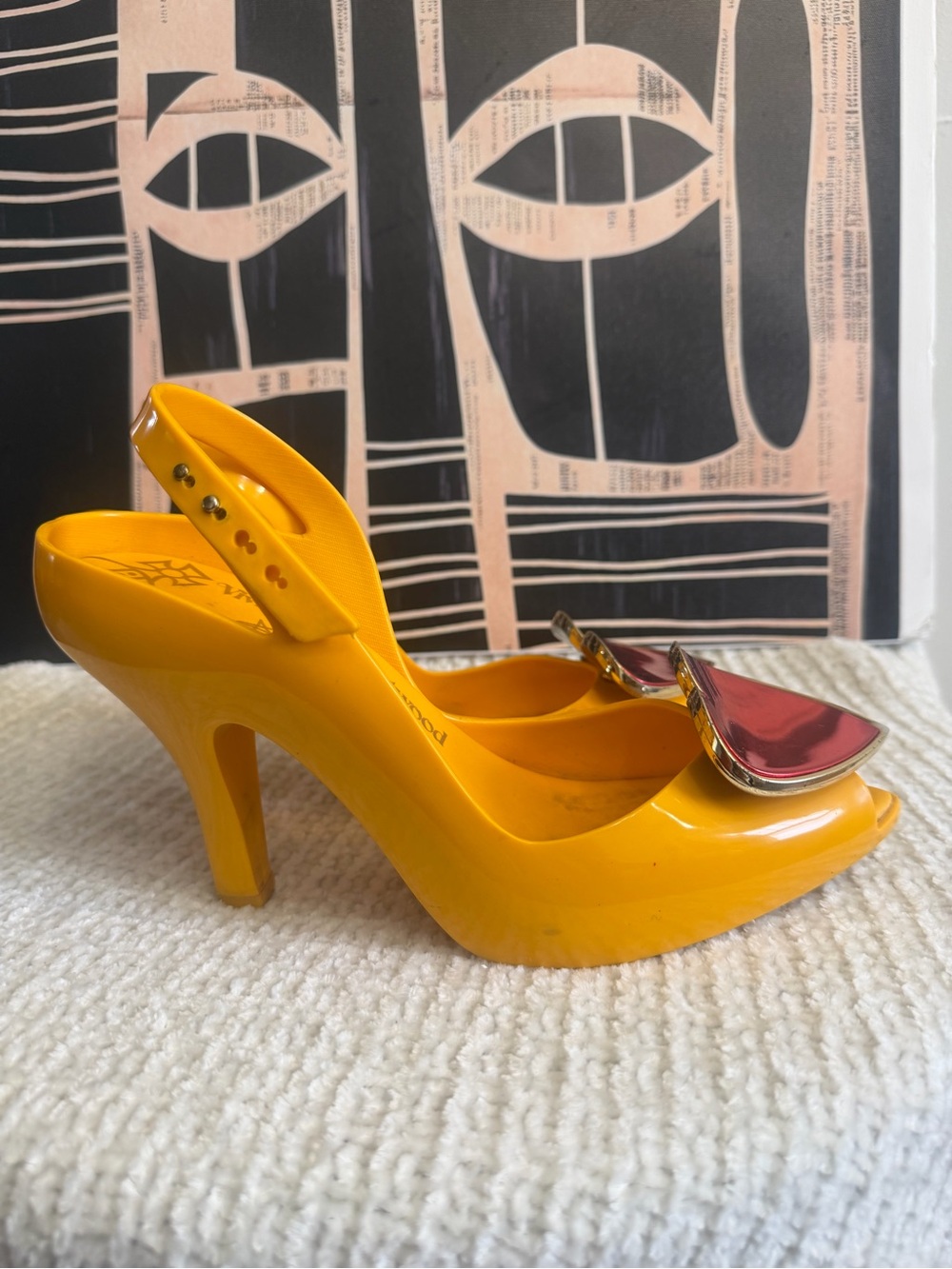 Vivienne Westwood Anglomania Yellow Slingback Heel with Red Heart Accent - Picture 9 of 10
